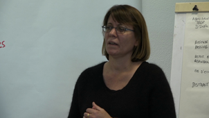 Ateliers de partage de pratiques et de co-créativité autour des différents enjeux éducatifs liés aux usages numériques chez les jeunes.