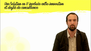 Une relation en U inversé