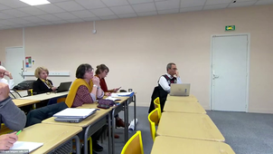 jeudi 6 novembre apres midi salle 524 / Quels rôles pour la langues première